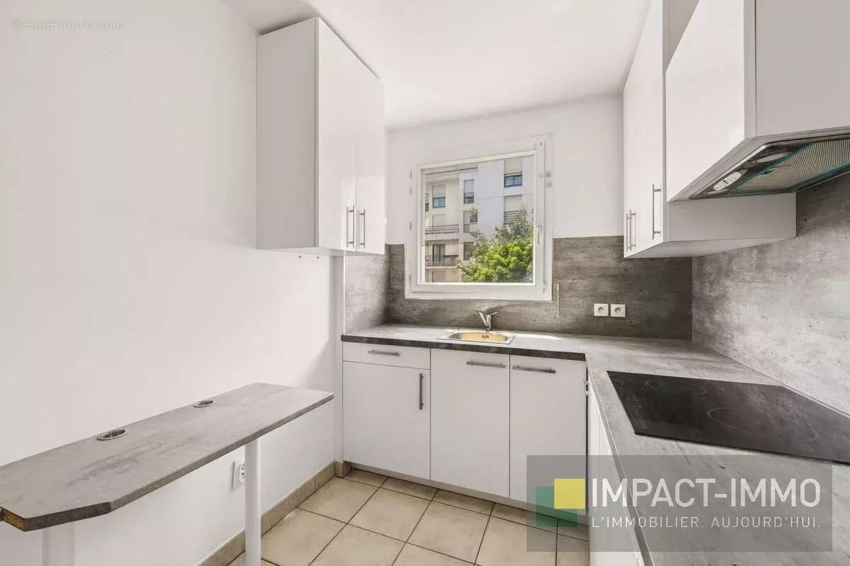 Appartement à LEVALLOIS-PERRET
