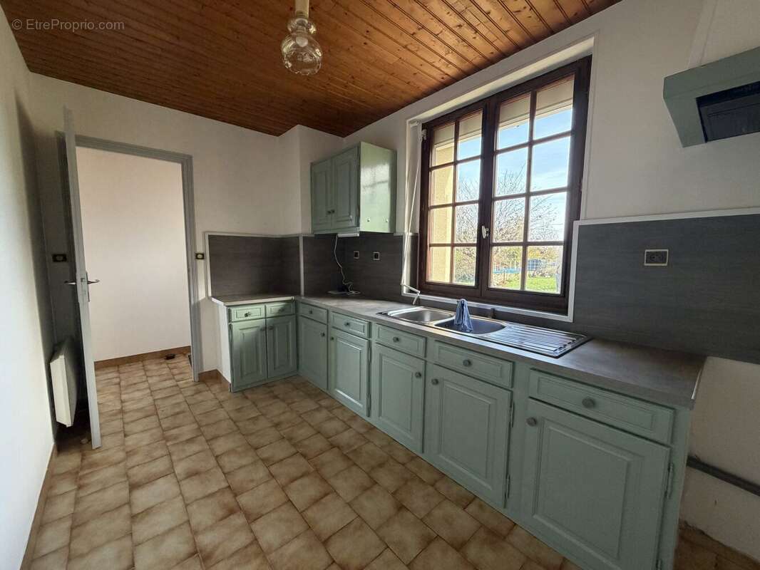 Maison à BESSAC