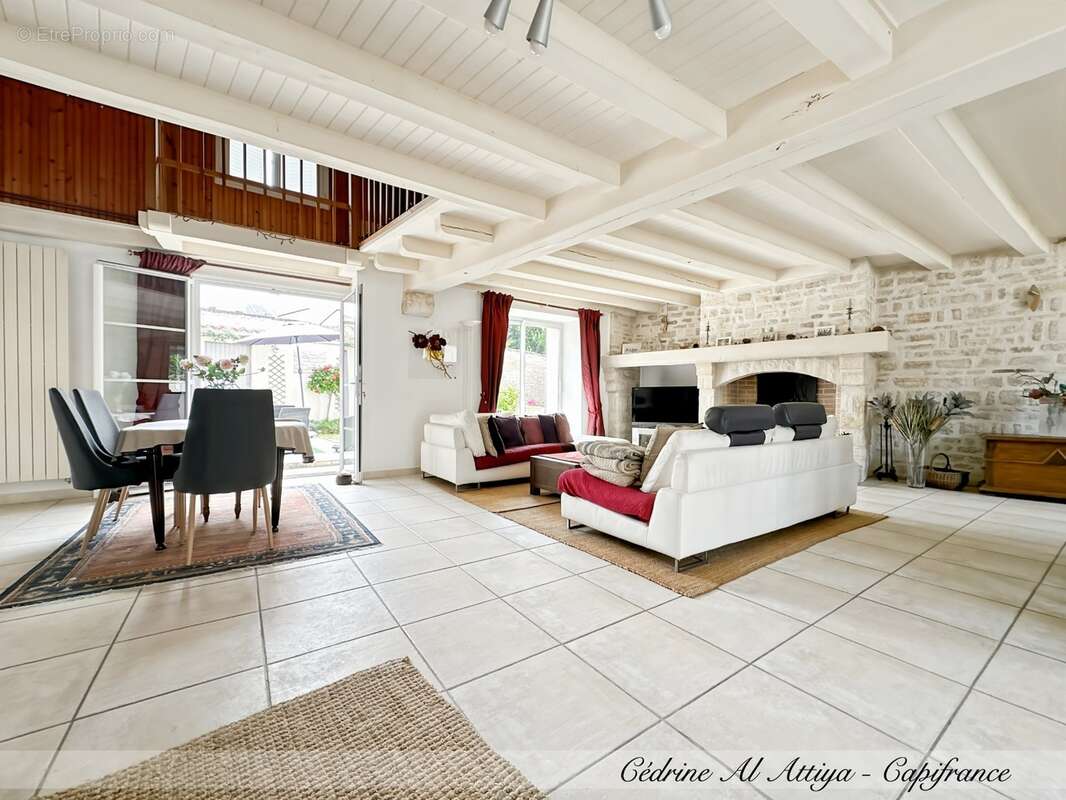 Propriété à vendre 318m2 habitables, 11 pièces, 7 chambres, parcelle de 1700m2 environ, jardin, garage, piscine, dépendances - photo 11