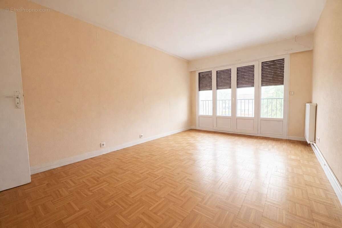 Appartement à BRY-SUR-MARNE