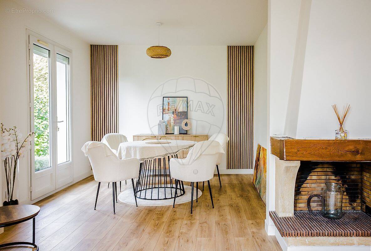 Maison à SAINT-HILAIRE-SAINT-MESMIN