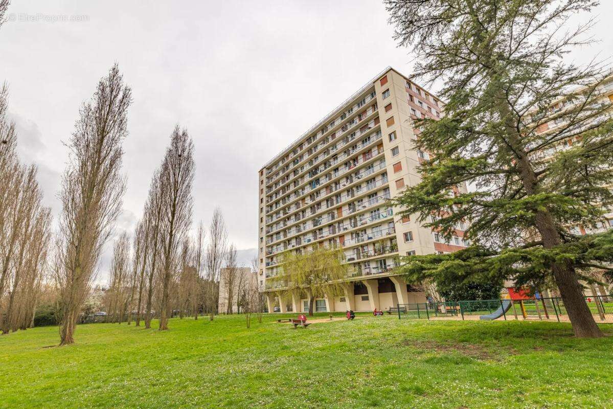 Appartement à LONGJUMEAU