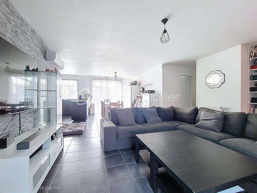 Maison à LA CROIX-EN-TOURAINE