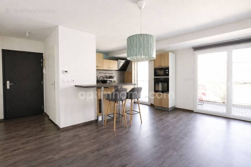 Appartement à AMNEVILLE