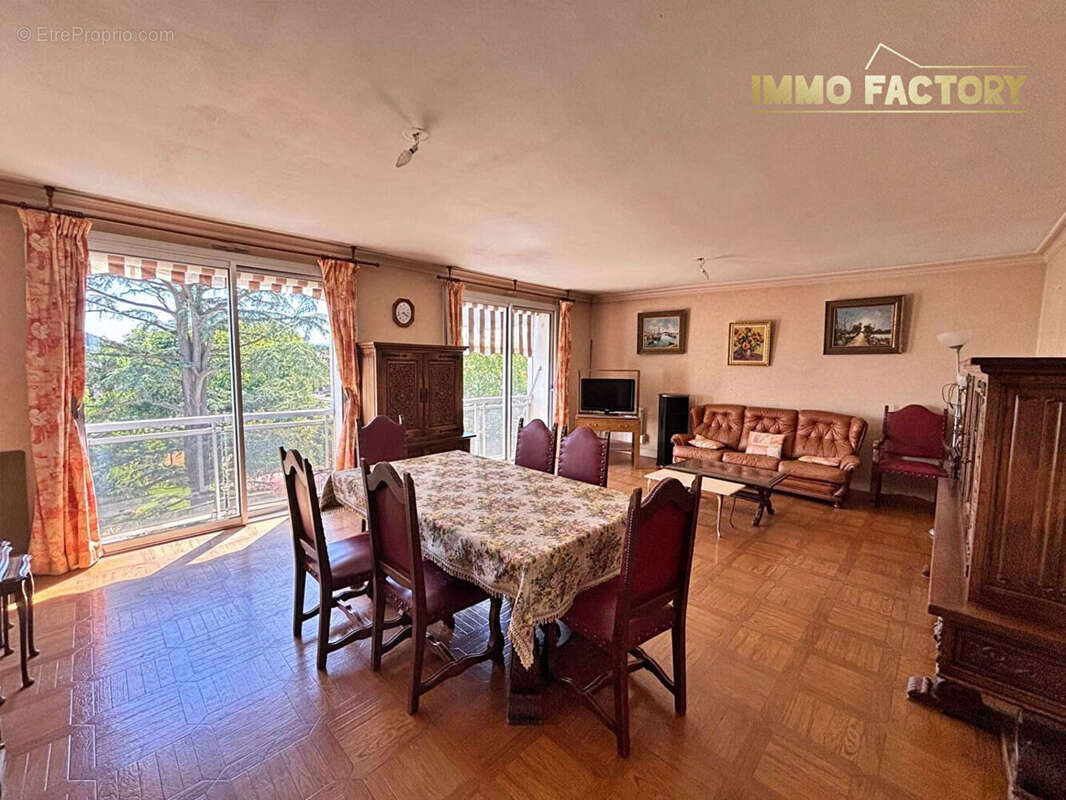 Appartement à ROANNE