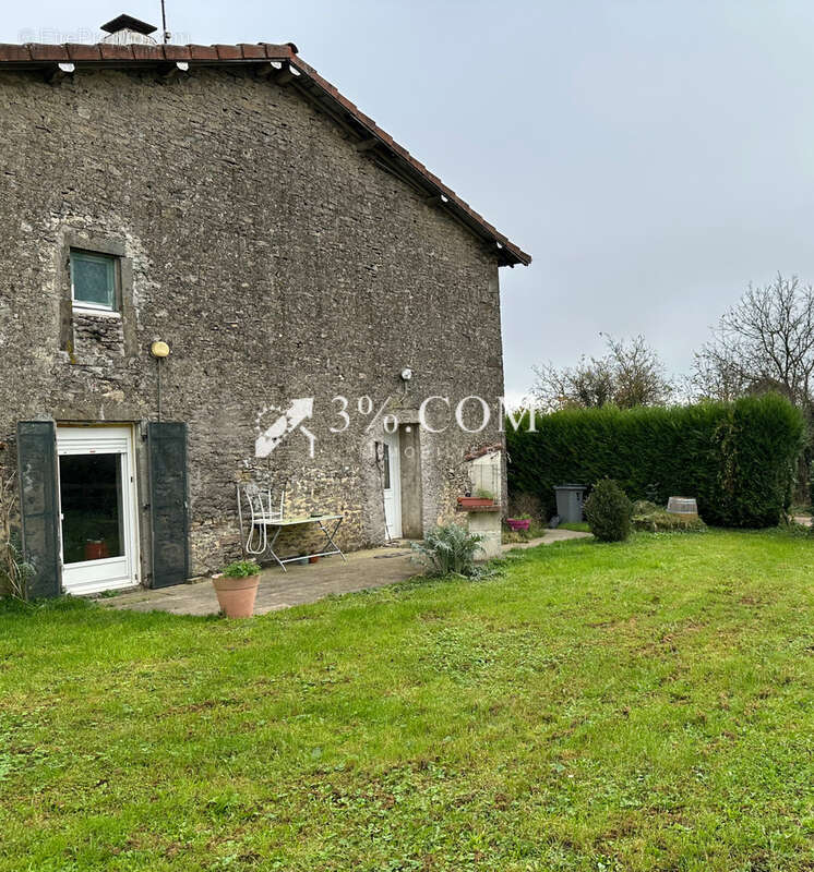 Maison à FRENOIS