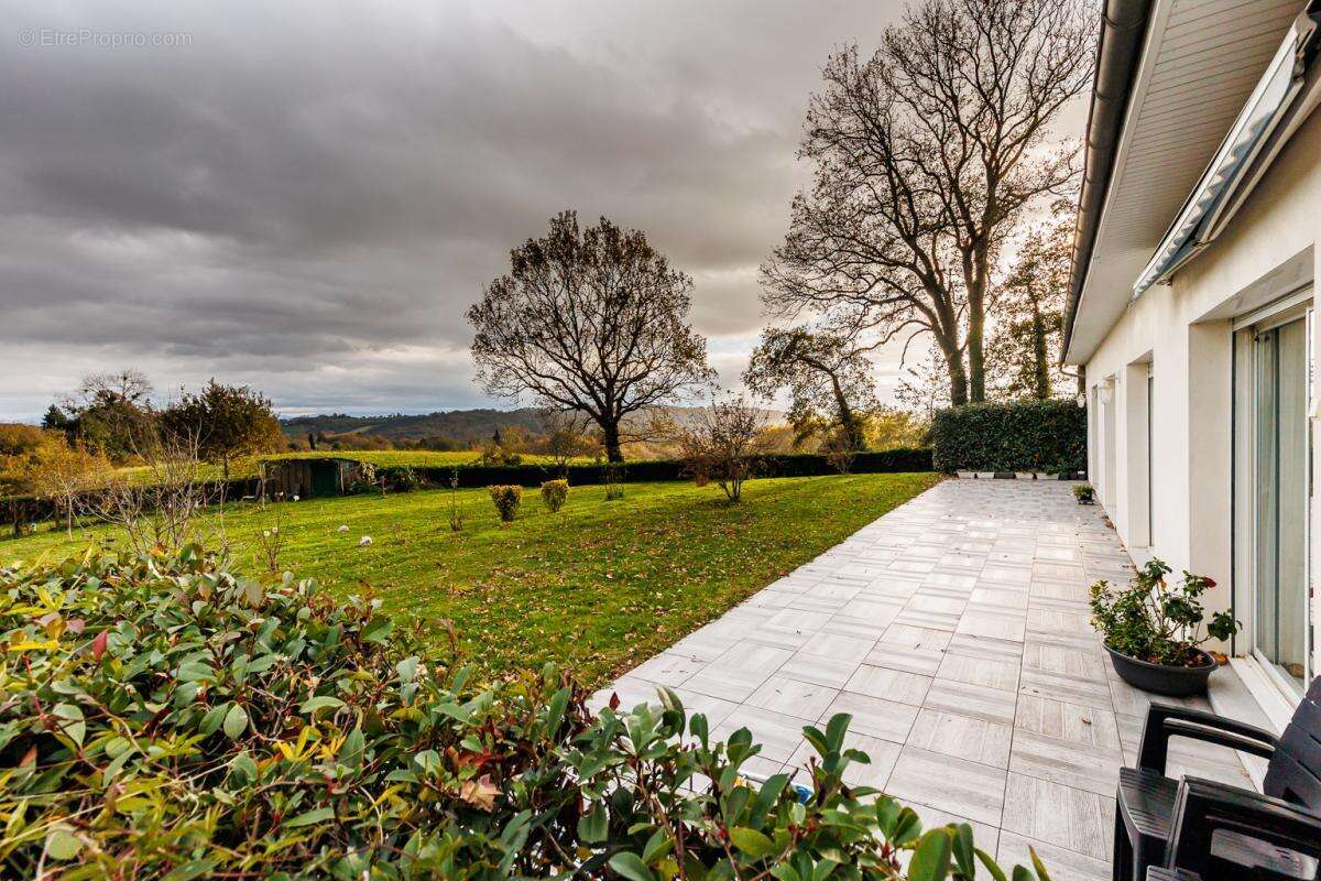 Maison à SAUVETERRE-DE-BEARN