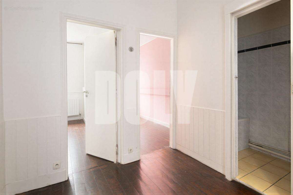 Appartement à PARIS-2E