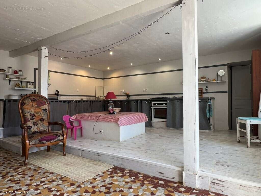 Maison à SAUZE-VAUSSAIS