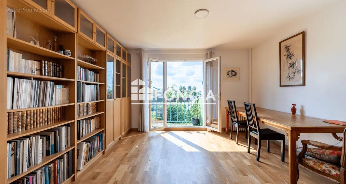 Appartement à RUEIL-MALMAISON