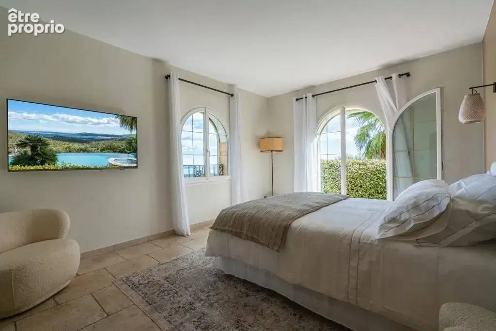 Superbe villa avec vue panoramique sur le golfe de saint-tropez - photo 16