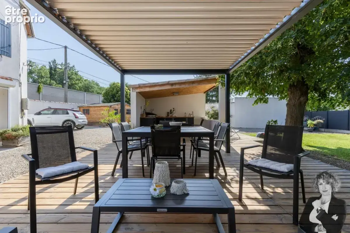 En exclusivité à Grans Villa T5 rénovée de 100 M² avec jardin - photo 2