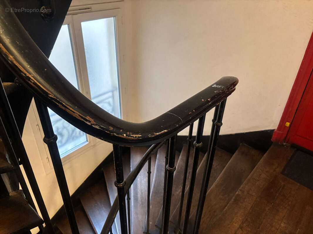 Appartement à PARIS-20E