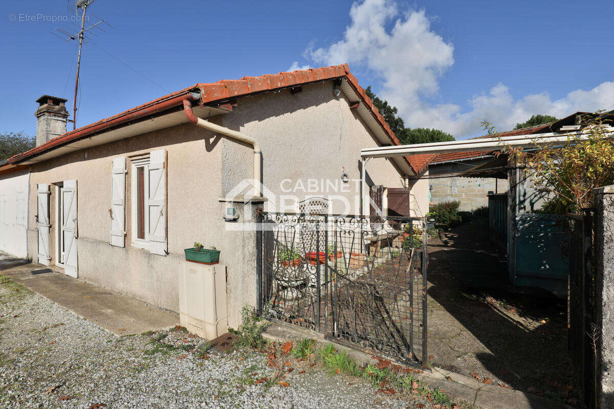 Maison à LABOUHEYRE