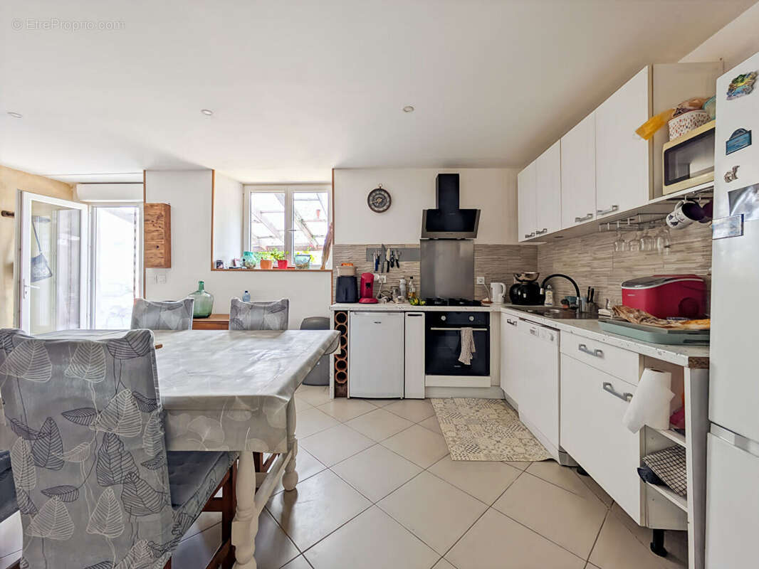 Maison à vendre - MEILLAC campagne - 2 chambres -  225 000 HAI - photo 9