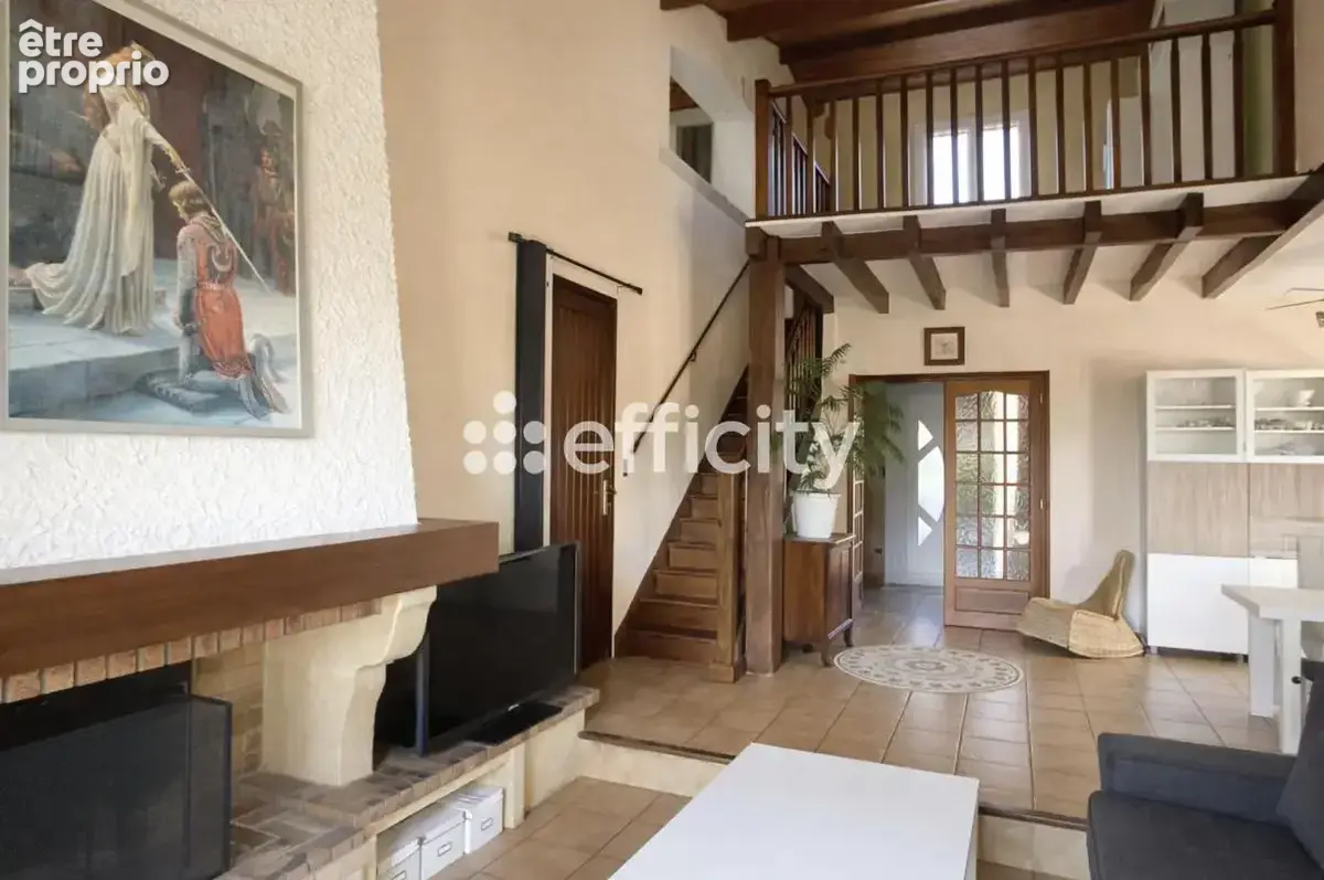 Maison 5 pièces 209 m² à vendre à Montlaur (31450) - photo 9