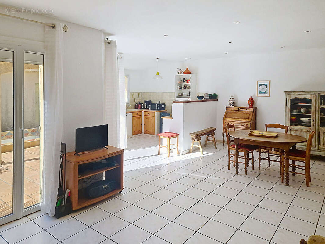 Maison à LES ANGLES