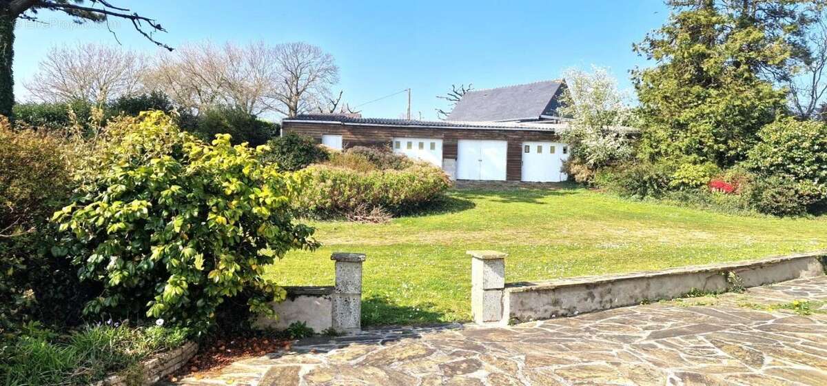 A vendre-Bretagne-Finistère sud-Confot Meilars-Maison-jardin-Garages - photo 20