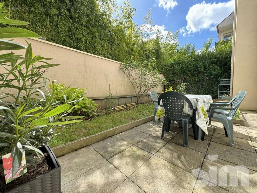 Appartement à VAIRES-SUR-MARNE