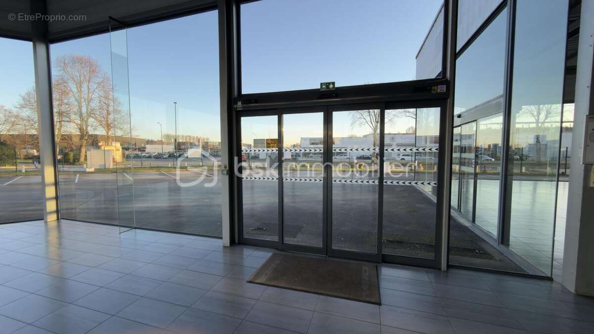 Commerce à SAINT-QUENTIN