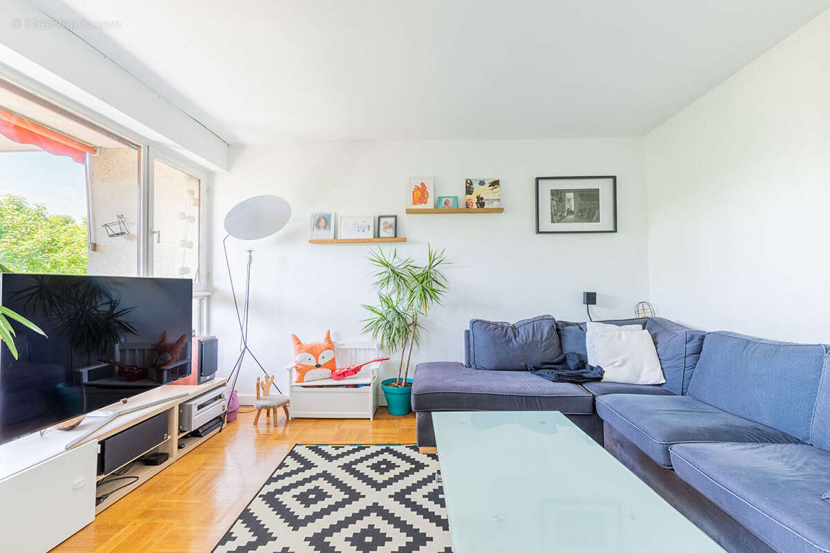 Appartement à BURES-SUR-YVETTE