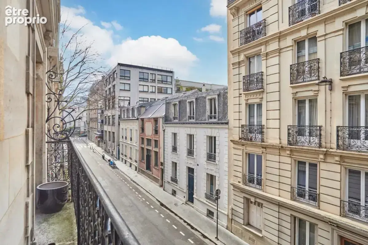 Paris 14ᵉ – Rue Lecuirot – 2 chambres – Balcon filant - photo 9