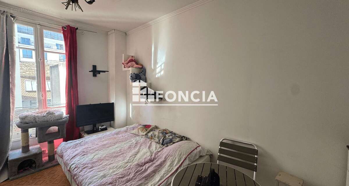 Appartement à LEVALLOIS-PERRET