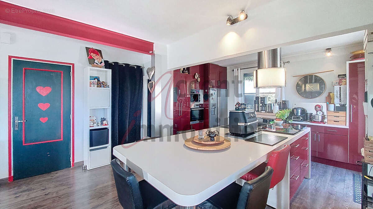 Maison à LES ANGLES