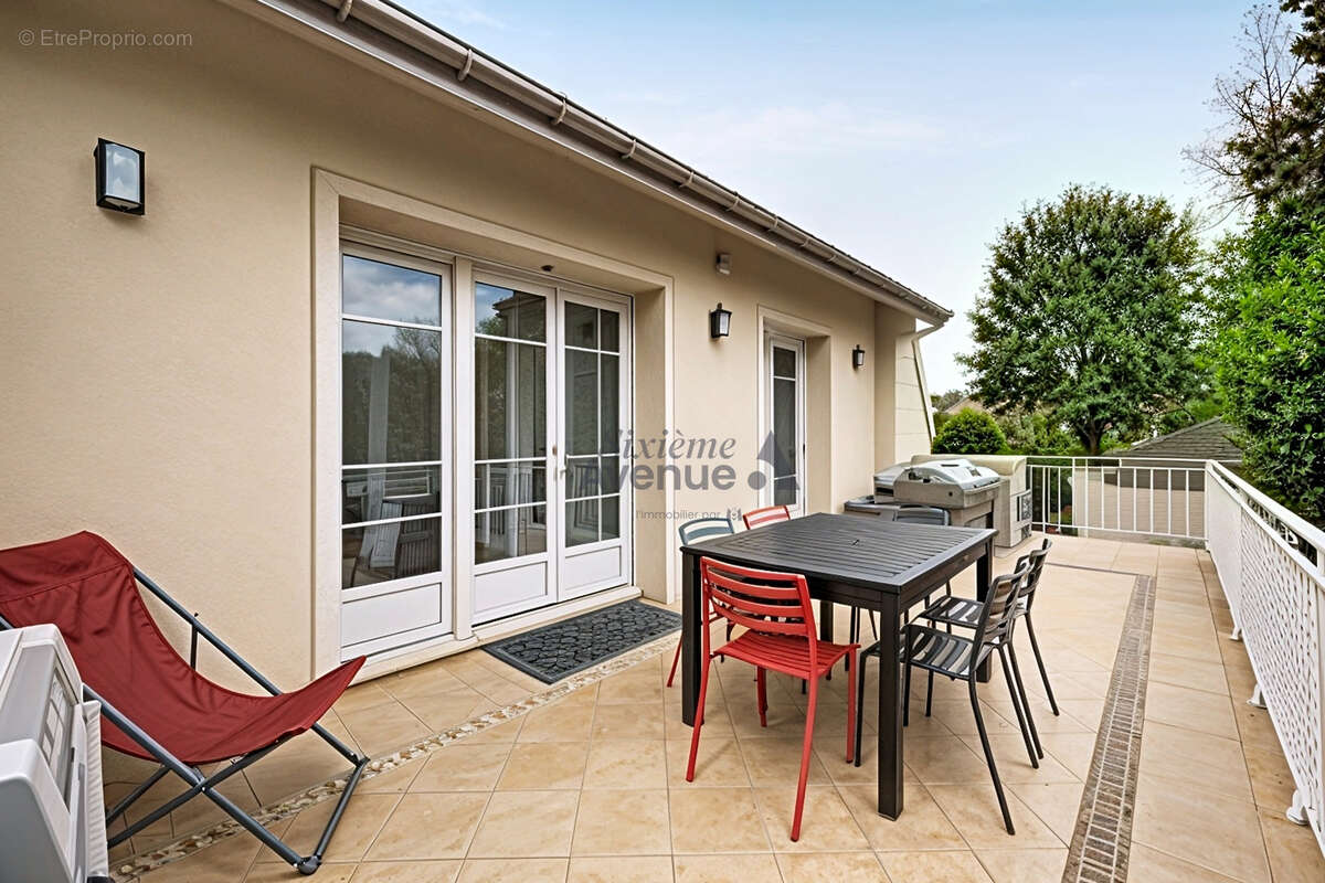 Maison à NOISY-LE-GRAND