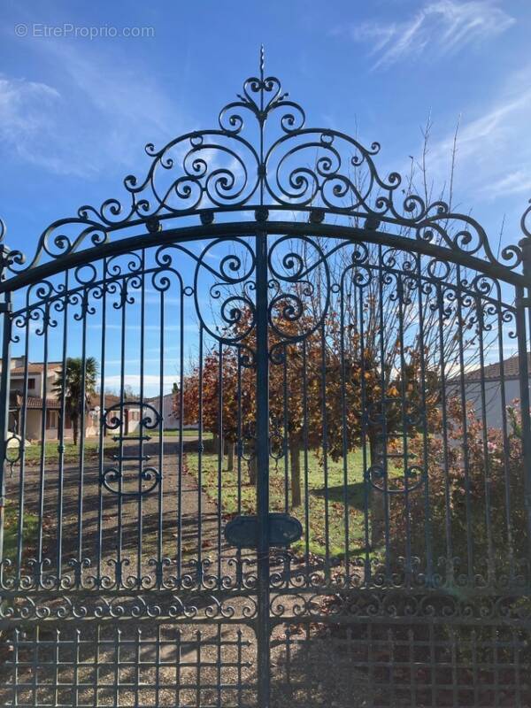 Terrain à SAINT-ROGATIEN