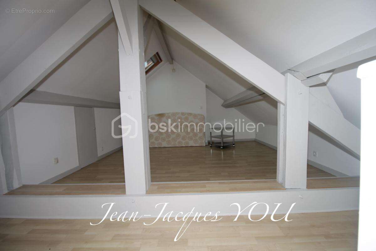 Maison à VILLEDIEU-LES-POELES