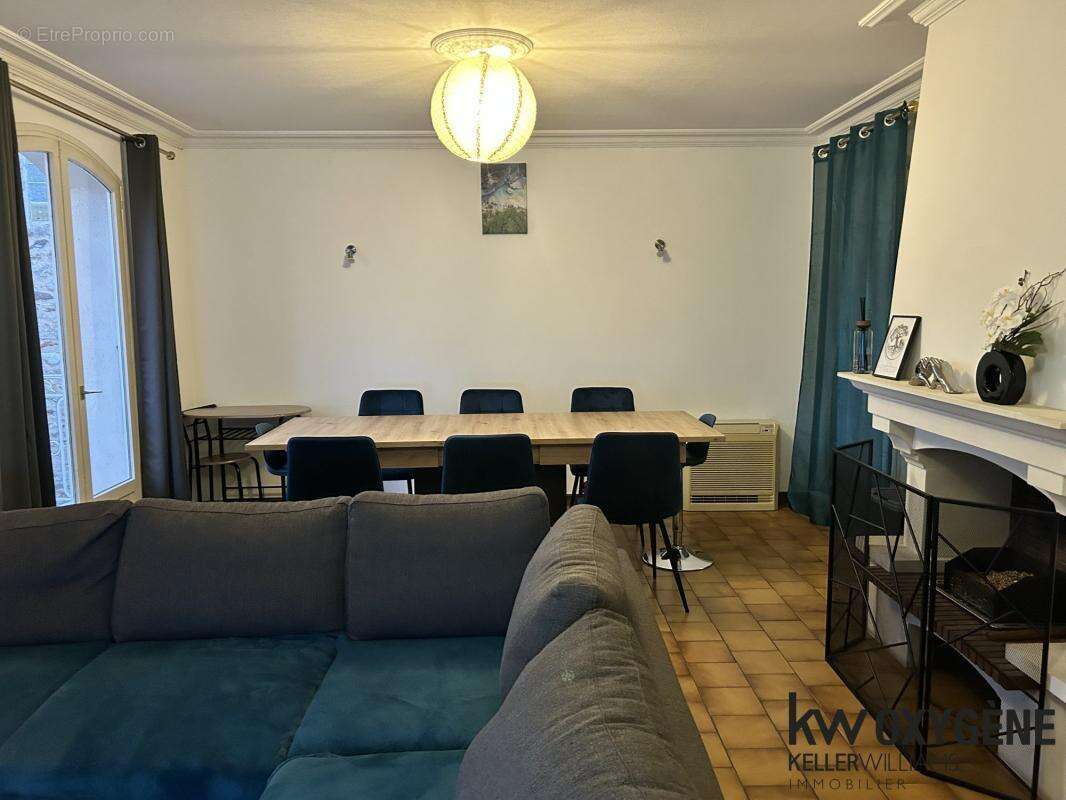 Maison à SAINT-GENIS-DES-FONTAINES