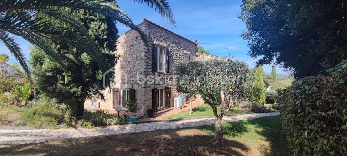 Maison à DRAGUIGNAN