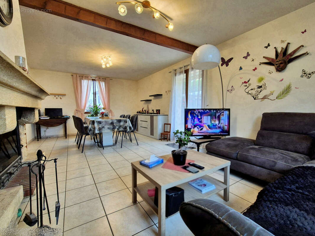 Maison à HOUDELAINCOURT