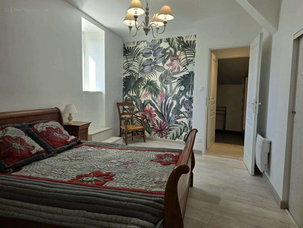 Maison à BOUTEILLES-SAINT-SEBASTIEN