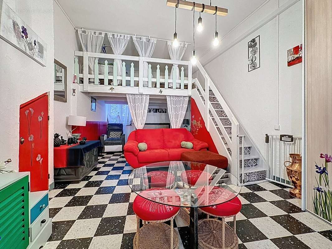 Appartement 47 m² à Sete  - photo 6