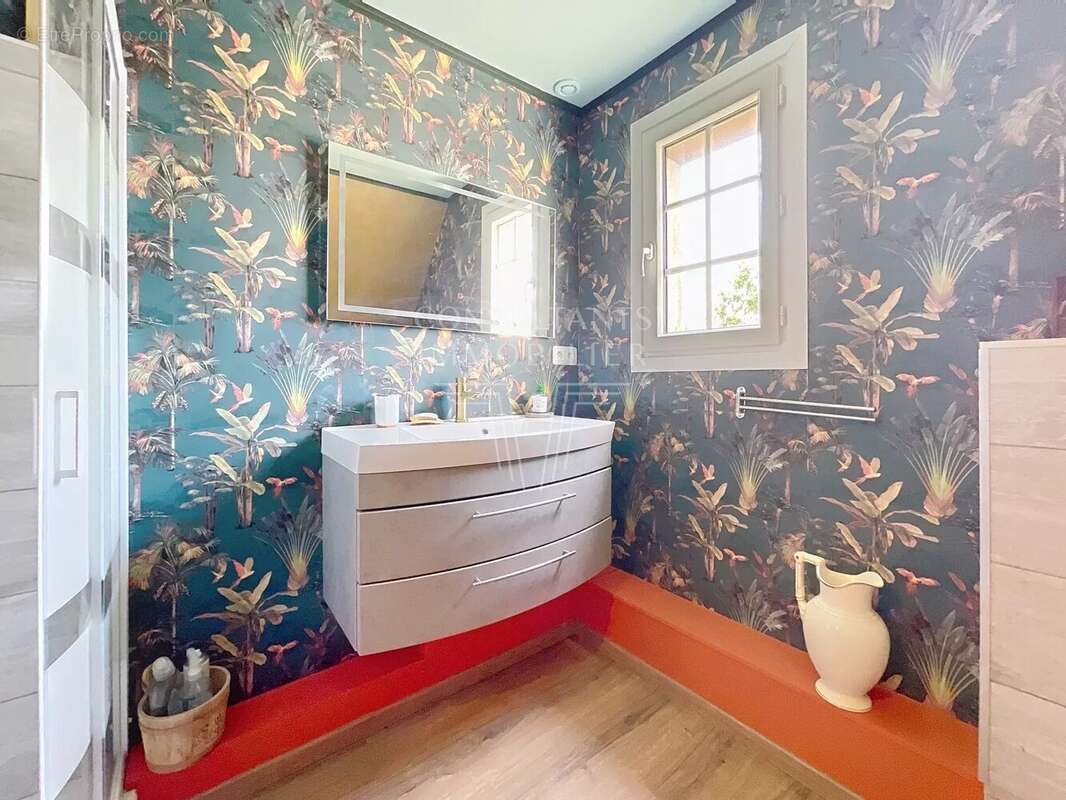 Maison à PONT-L&#039;EVEQUE