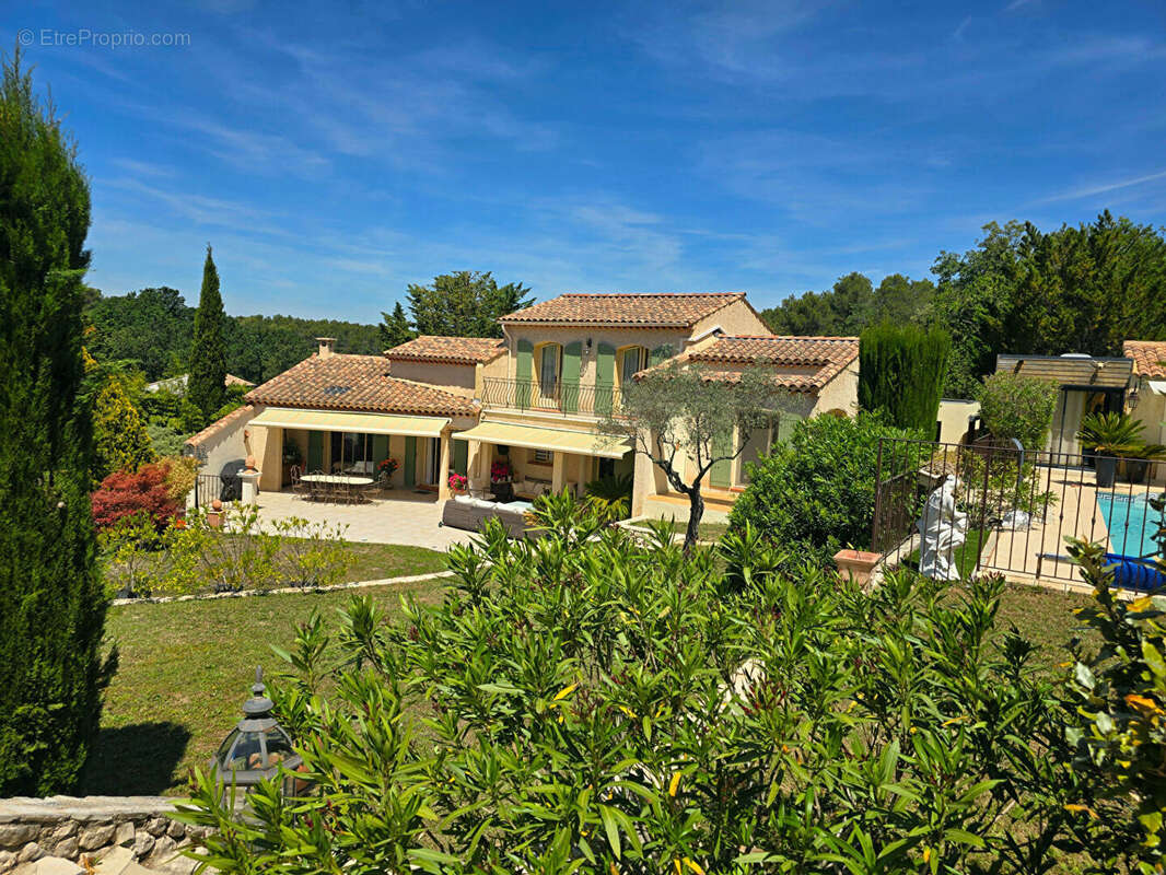 Maison à BELCODENE