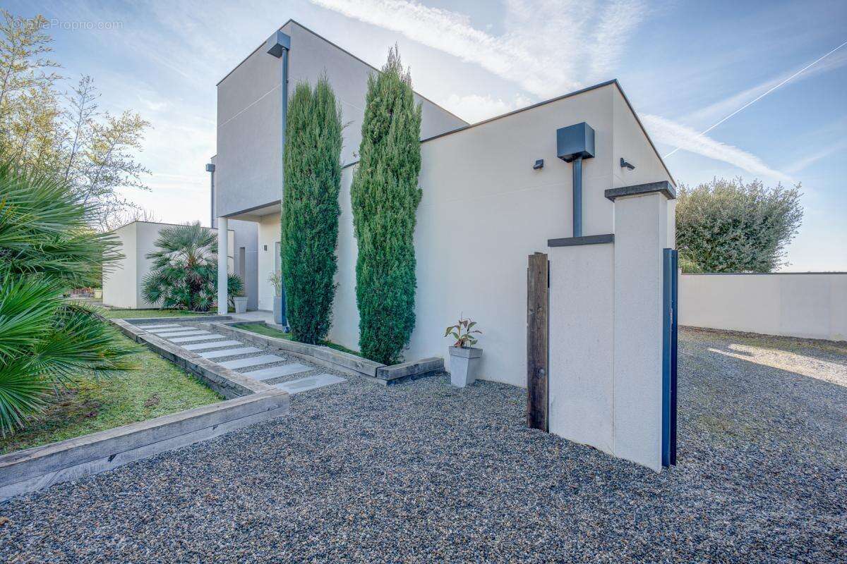 Maison à AIGREFEUILLE