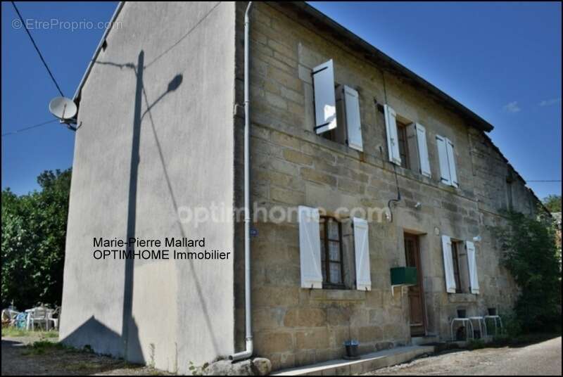 Maison à ROYERE-DE-VASSIVIERE