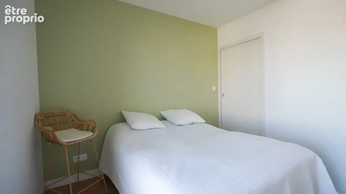 Appartement 86 m² à Saint-Jean-De-La-Ruelle  - photo 7