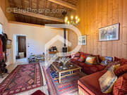 Maison à SAINT-FRONT-DE-PRADOUX