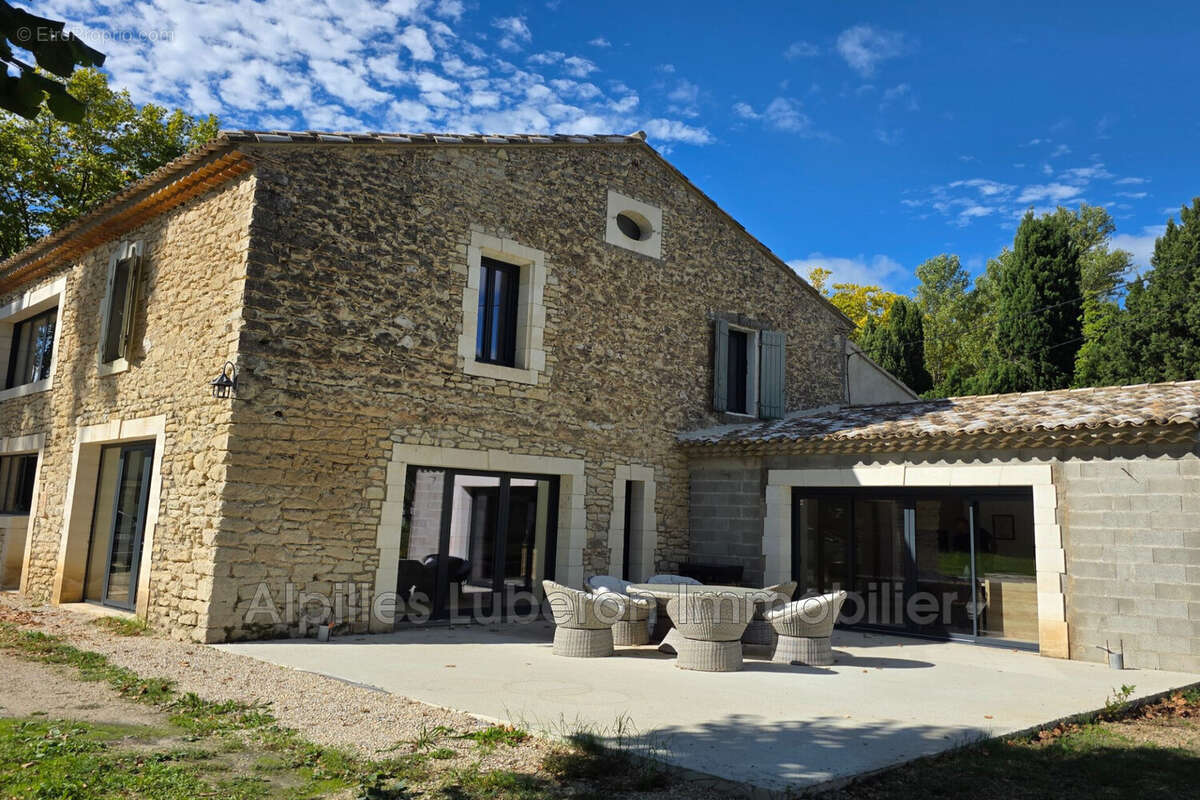 Maison à EYGALIERES