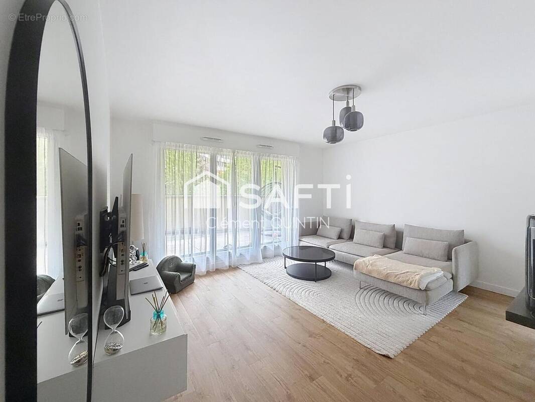 Photo 1 - Appartement à FONTENAY-LE-FLEURY