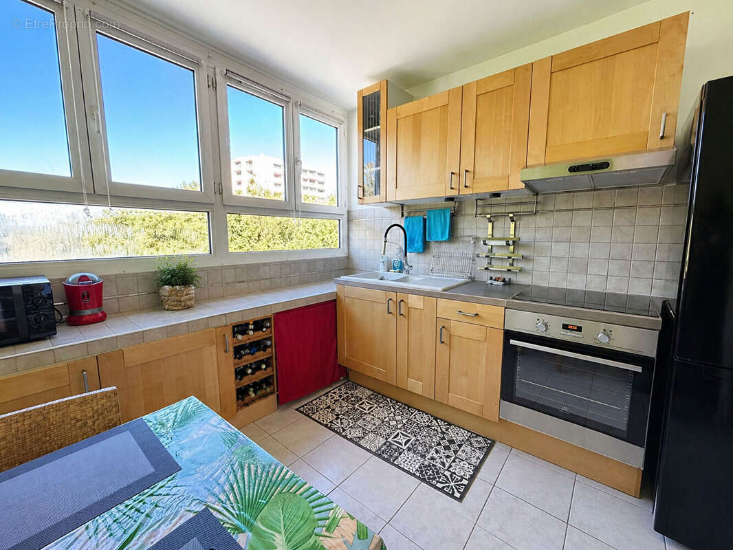 Appartement à SAINT-MICHEL-SUR-ORGE
