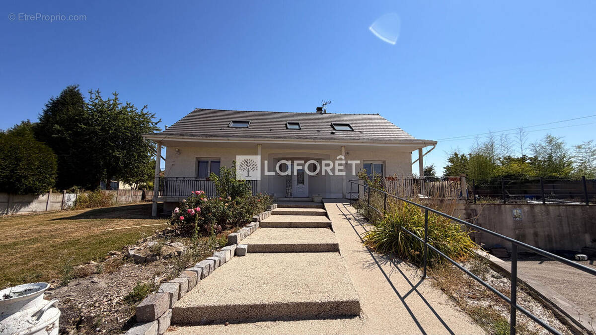 Maison à SIVRY-ANTE