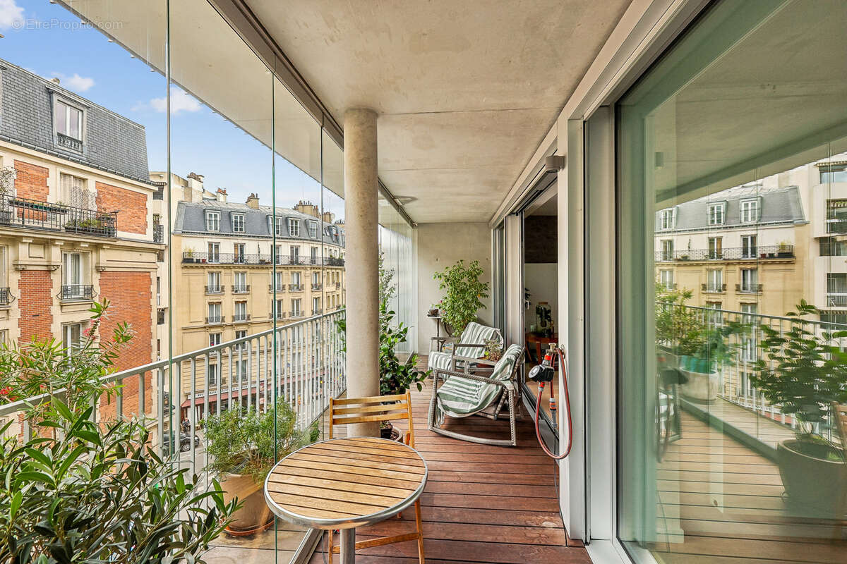 Appartement à PARIS-18E