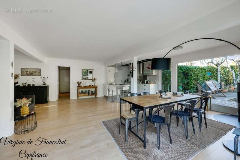 Maison à SUCY-EN-BRIE