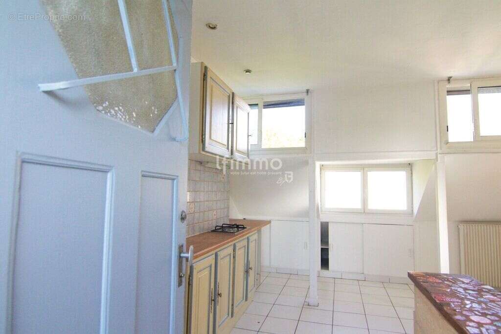 Appartement atypique - photo 5