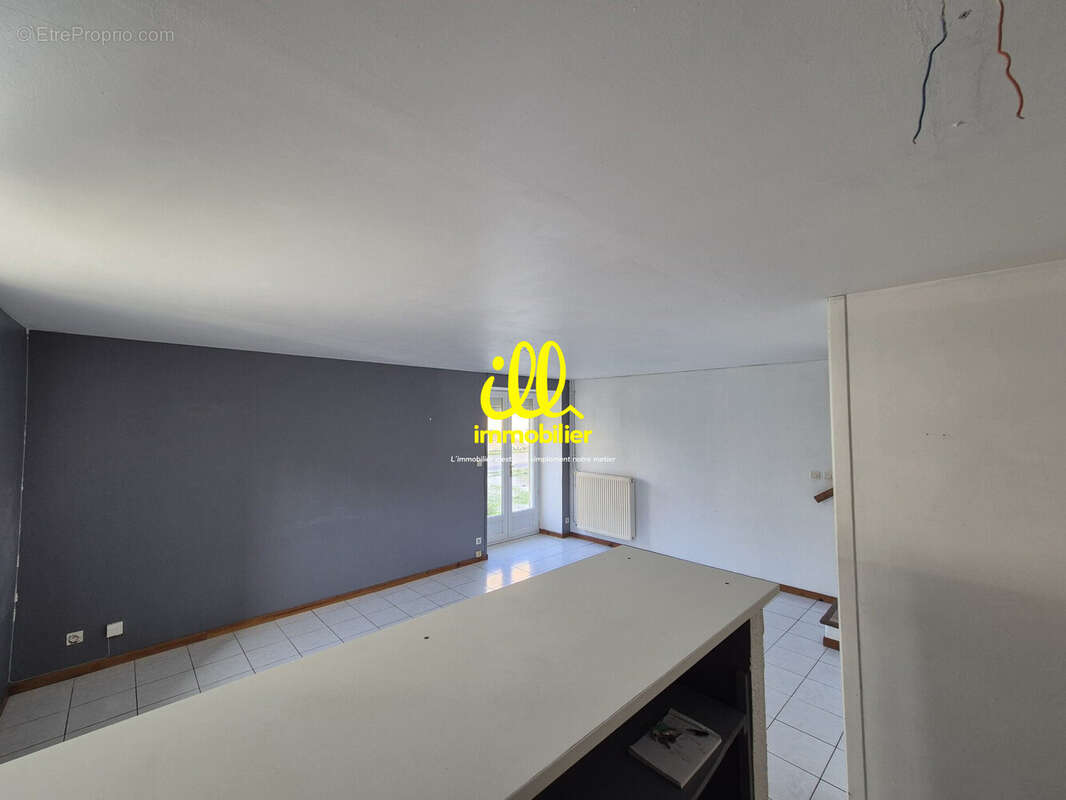 Maison 77 m² à Sapogne-Et-Feucheres  - photo 6